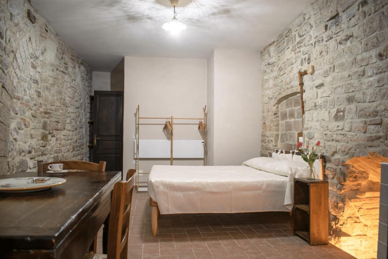 Appartamento Monolocale Centro Storico Gubbio Esterno foto